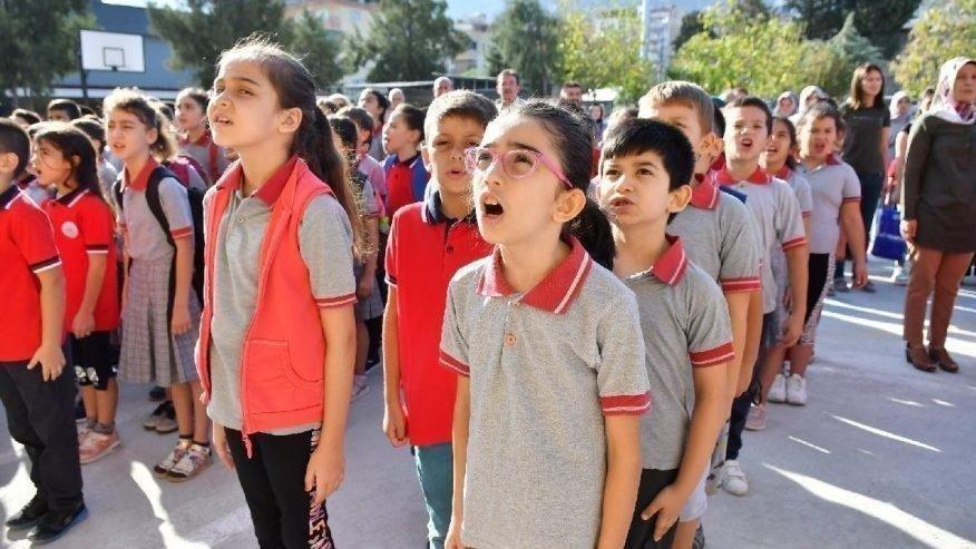 Okullar ne zaman açılacak? Bakan Selçuk okullar için tarih verdi