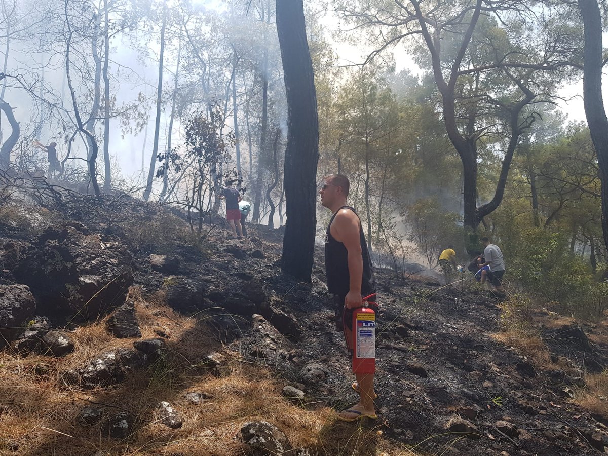 Kemer’deki ikinci orman yangını da söndürüldü - Resim : 2