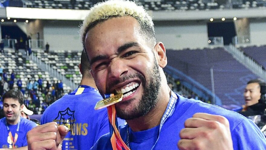 Alex Teixeira, Beşiktaş’ı paylaştı! İmzaya geliyor…