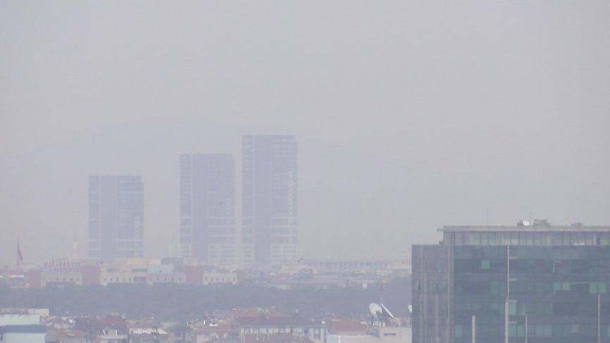 İstanbul’u kül bulutu sardı