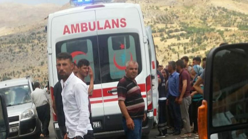 Adıyaman’da araç devrildi: 12 yaralı