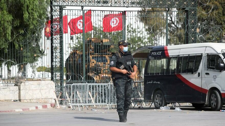 Tunus’ta üst düzey muhalifi ev hapsine aldılar