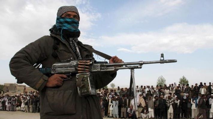 Taliban, Afganistan’da bir vilayeti daha ele geçirdi