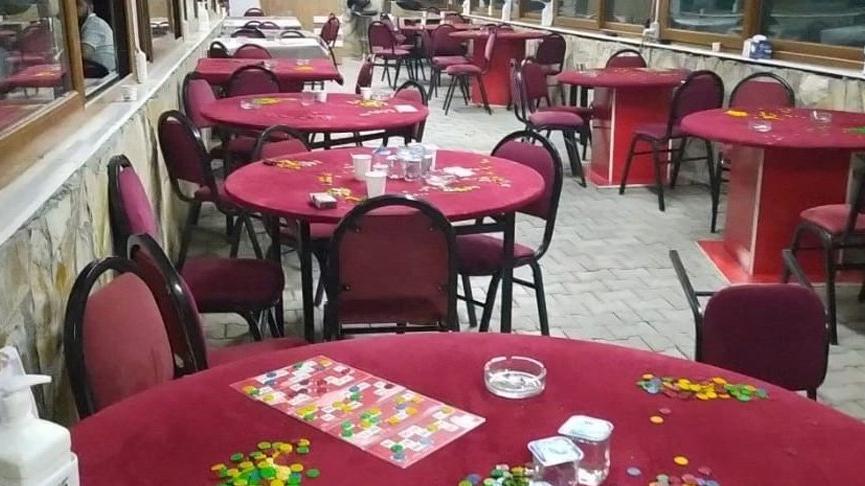 Jandarmadan bağ evine kumar baskını: 32 kişiye 41 bin TL ceza