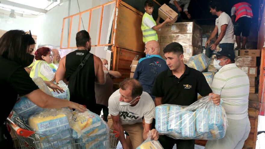 İstanbul Vakfı’nın yardım TIR’ı afet bölgesine ulaştı