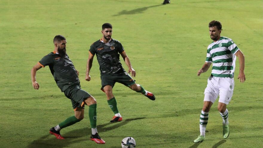 Alanyaspor ve Konyaspor, yanan ormanlar için sahaya çıktı