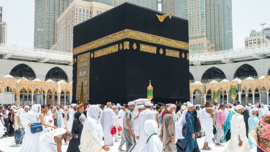 Suudi Arabistan’dan umre kararı