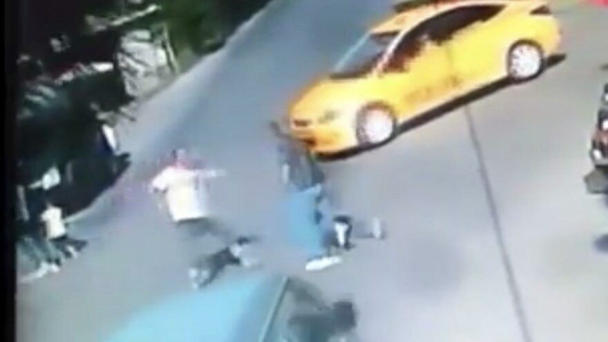 Manavların kavgası kanlı bitti