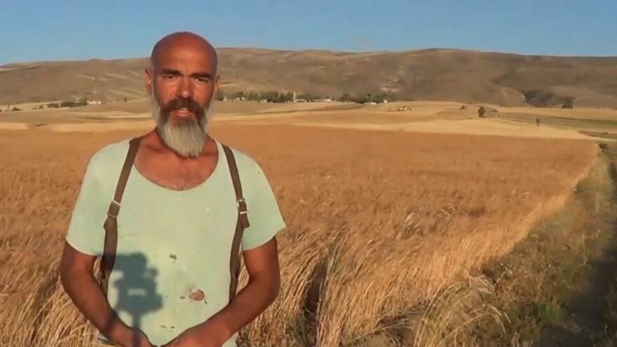 Evinde ürettiği bakteri ile üretimini ikiye katladı