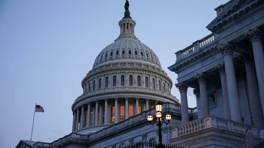 ABD Senatosu, Biden’ın 3,5 trilyonluk harcama planını az farkla kabul etti