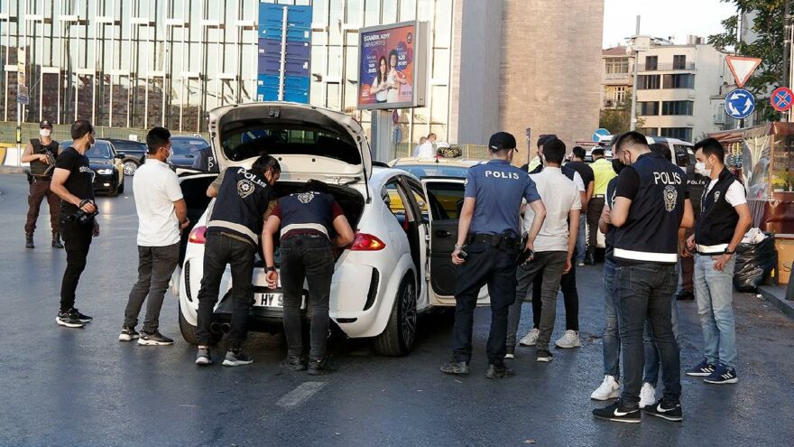 İstanbul’da polis teyakkuza geçti