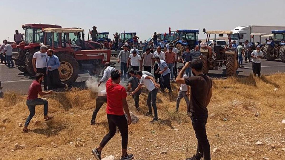 Yüksek faturaları protesto eden çiftçilere plastik kelepçe Son dakika