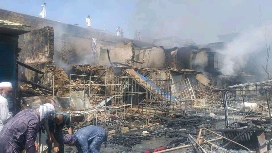 Taliban’ın ele geçirdiği Kunduz şehri harabeye döndü