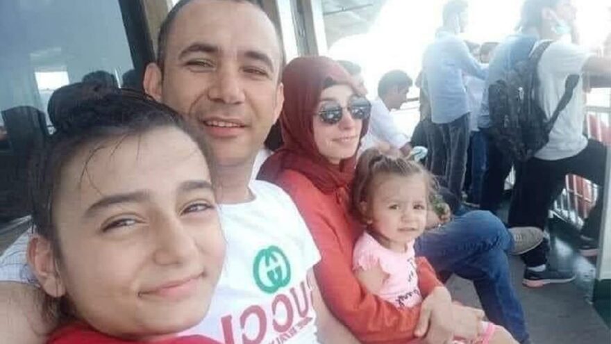 Eşi ve kızlarını kurtarmak isterken sel sularına kapılıp kayboldu