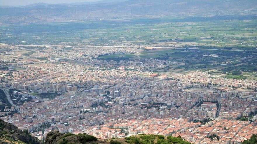 Manisa’da 1451 hektarlık tarım arazisi imara açılıyor