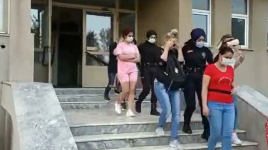 Fuhuş operasyonu! 11 yabancı uyruklu yakalandı