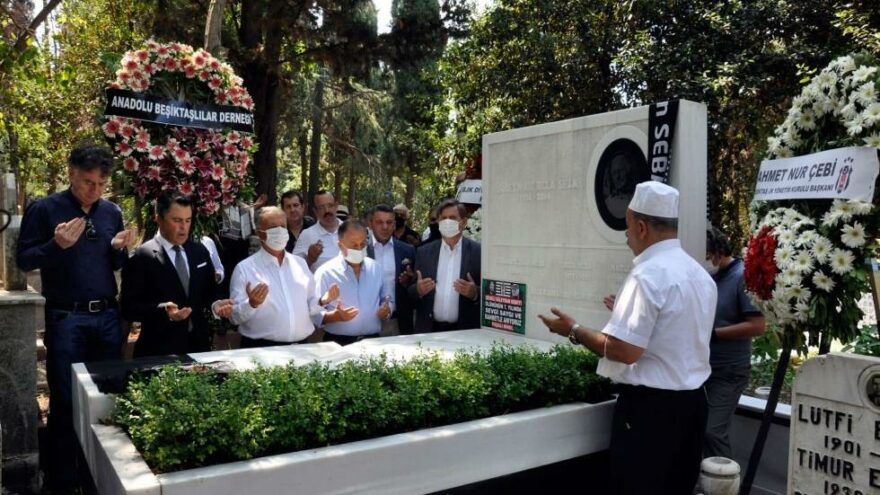 Süleyman Seba vefatının 7’nci yılında kabri başında anıldı