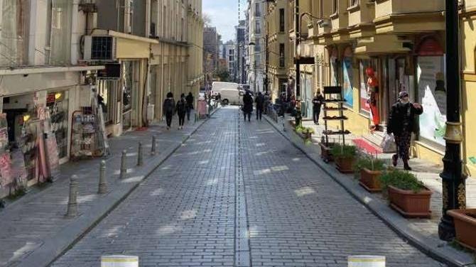 Laleli’de tarihi doku yayalaştırılıyor
