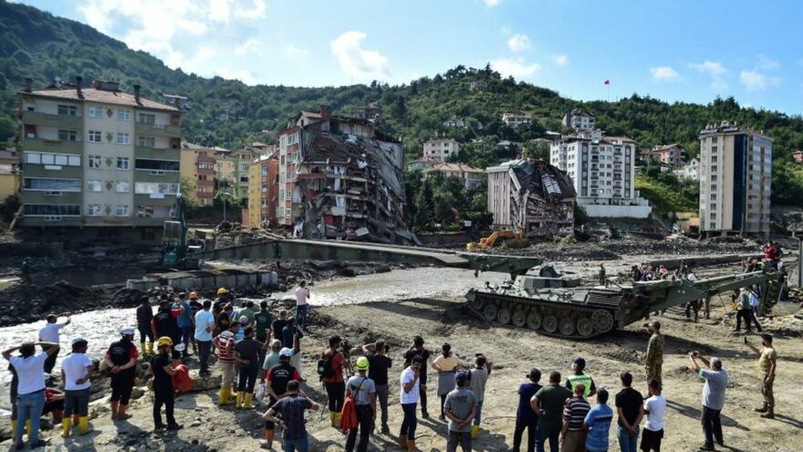 Sel bölgesinden gelen resmi açıklama yürekleri dağladı! Acı üstüne acı…