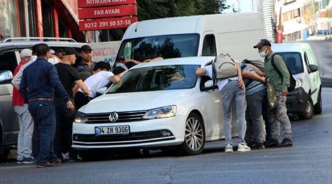 Kağıthane'de göçmen işçi pazarı - Son dakika haberleri - Vimarsana News