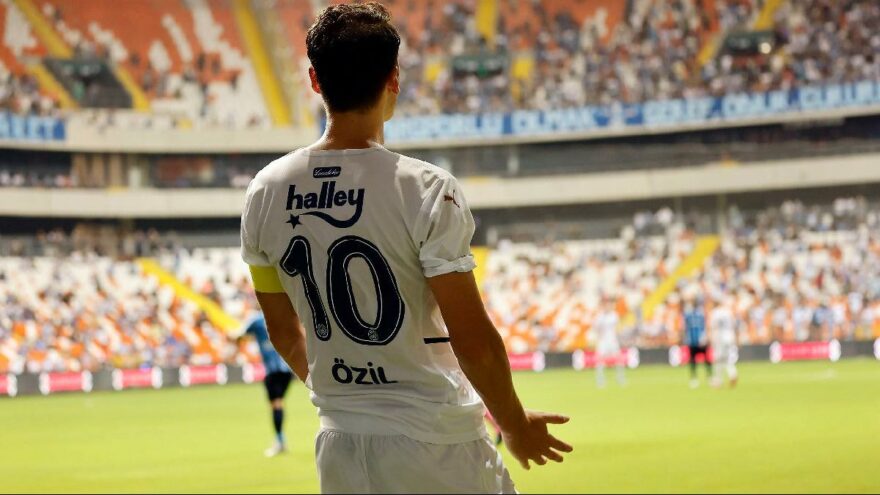 Avrupa Mesut Özil’i konuşuyor