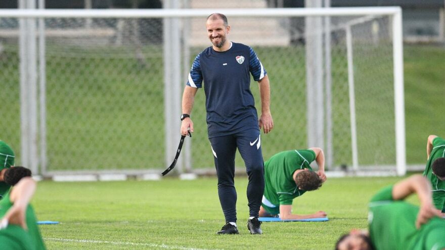 Bursaspor’dan ayrılan Mustafa Er’den sert sözler: ‘Daha mertçe ve dürüstçe…’