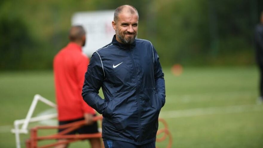 Bursaspor’da flaş ayrılık! Üç yıllık imza atmıştı