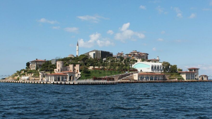 Yassıada yeni haliyle vatandaşın ziyaretine açıldı