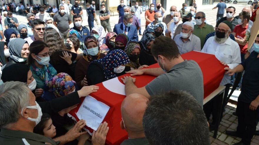 Uçak kazasında hayatını kaybeden pilot ve mühendise veda