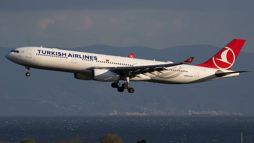 THY uçağı pist yerine taksi yoldan uçmaya kalktı