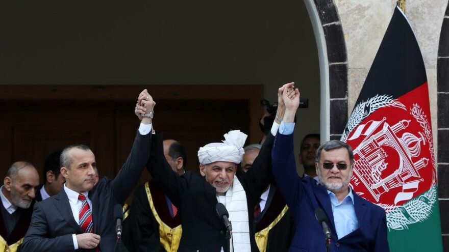 Eşref Gani’nin yardımcısı kendisini geçici cumhurbaşkanı ilan etti