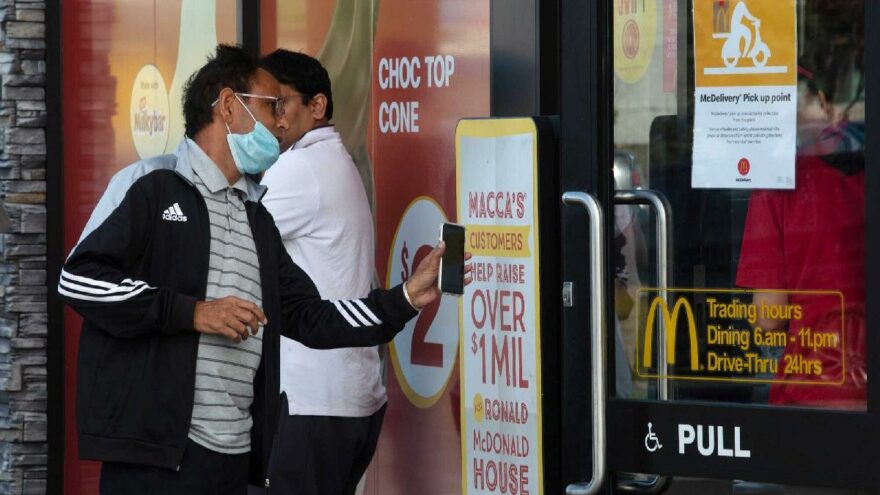 Tek bir Covid-19 vakası çıktı: Ülke genelinde karantina kararı