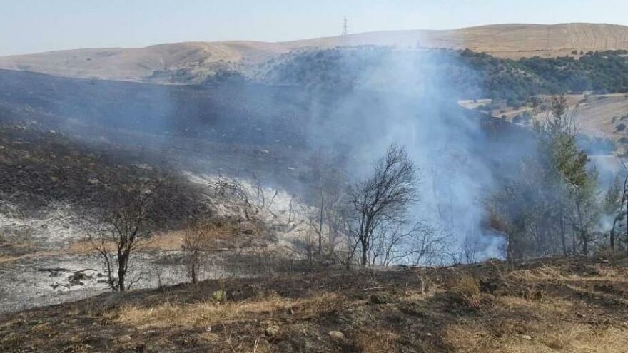 Kaynak makinesi 300 hektar tarlayı yaktı