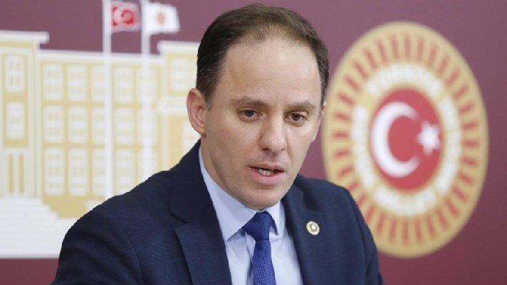 CHP’li vekil ortaya çıkardı… AKP’li başkan ikinci maaşa veda etti