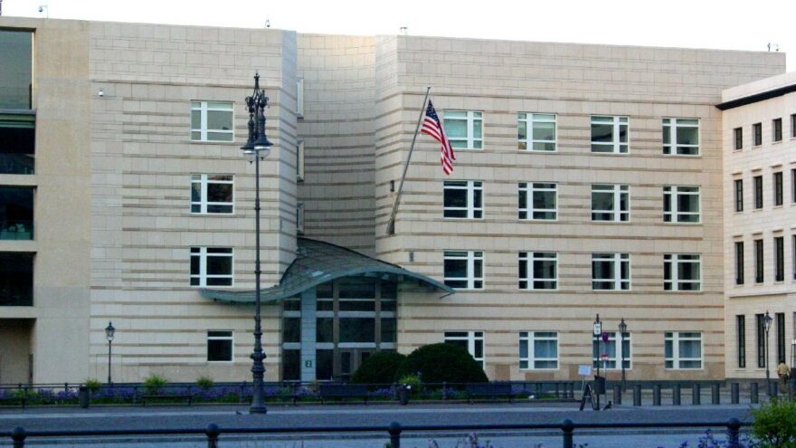 Gizemli hastalık bu kez Almanya’da: Diplomatlar arasında yayılıyor