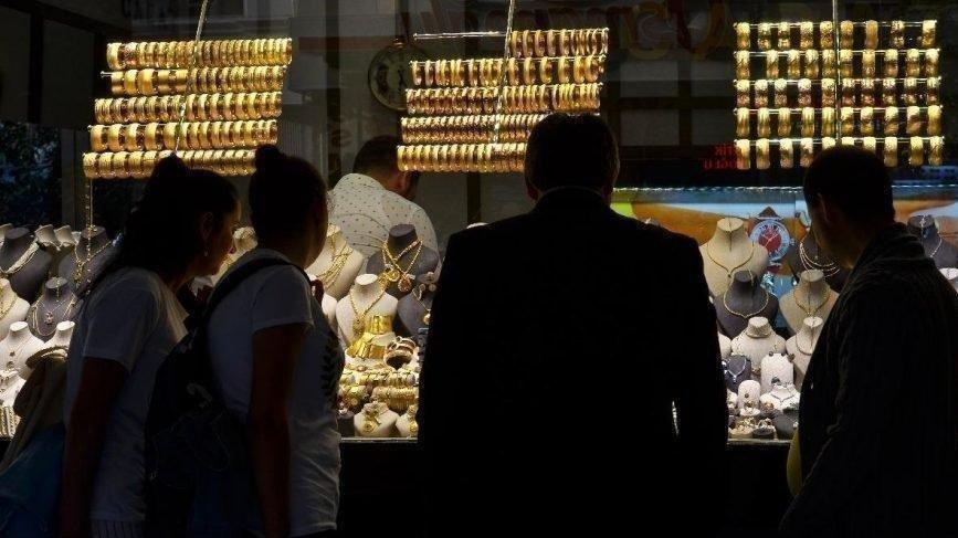 Altın fiyatları bugün ne kadar? Gram altın, çeyrek altın kaç TL? 18 Ağustos 2021