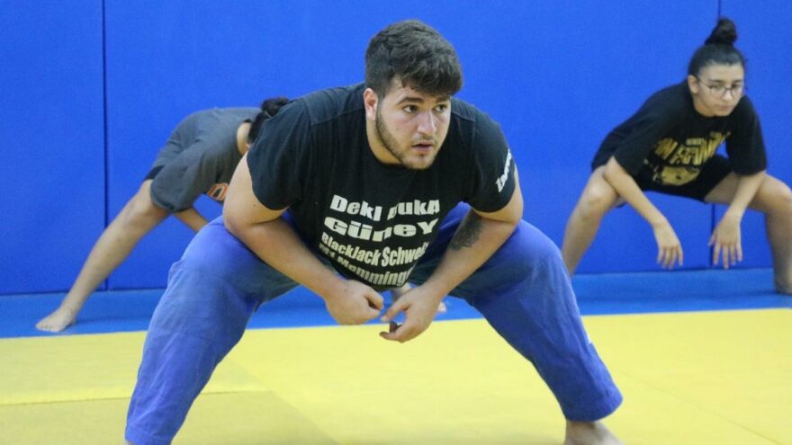 Çocukken duyduğu seslerle judoya başladı, milli takıma kadar yükseldi