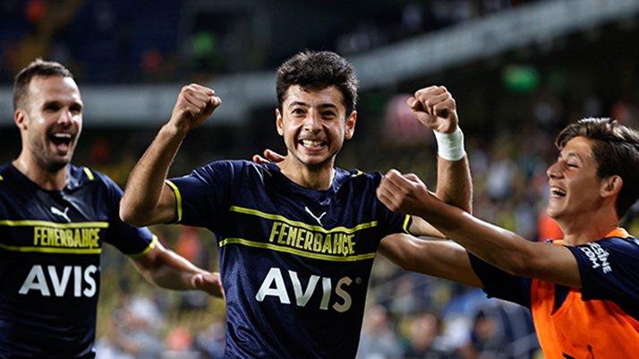 Fenerbahçe gençleriyle mutlu