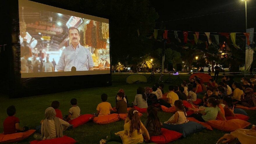 Yazlık sinema heyacı devam ediyor