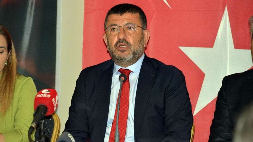 Tarikat cübbesi giymediler o yüzden cezalandırılıyorlar