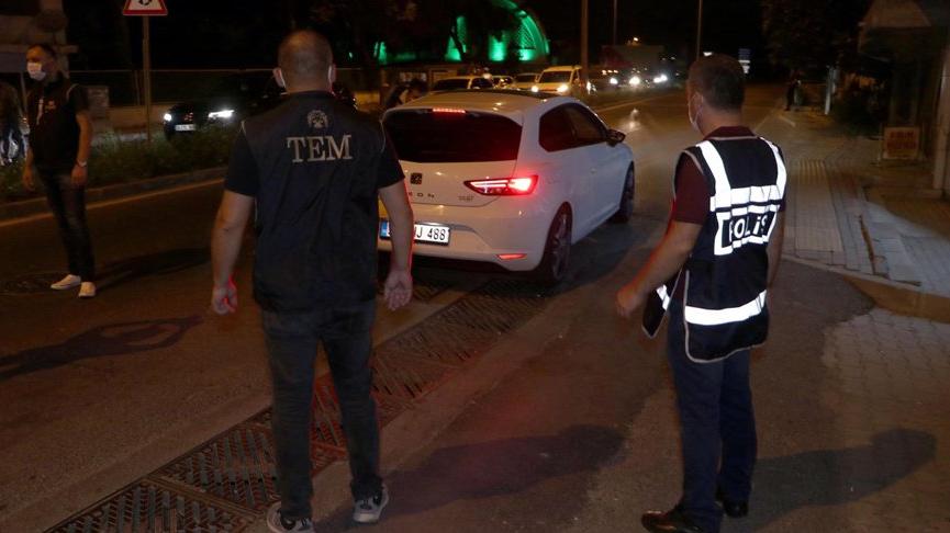 Kentte bin polisin katılımıyla huzur uygulaması: 43 gözaltı