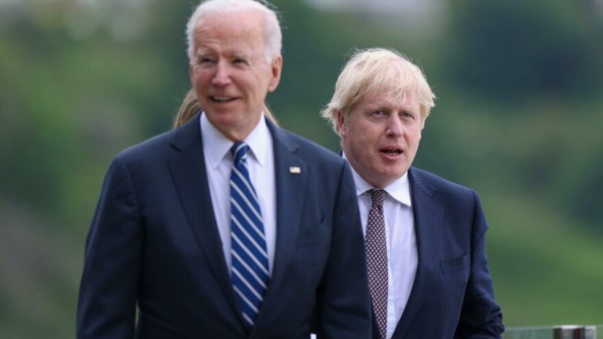 Biden ve Johnson Afganistan’ı görüştü
