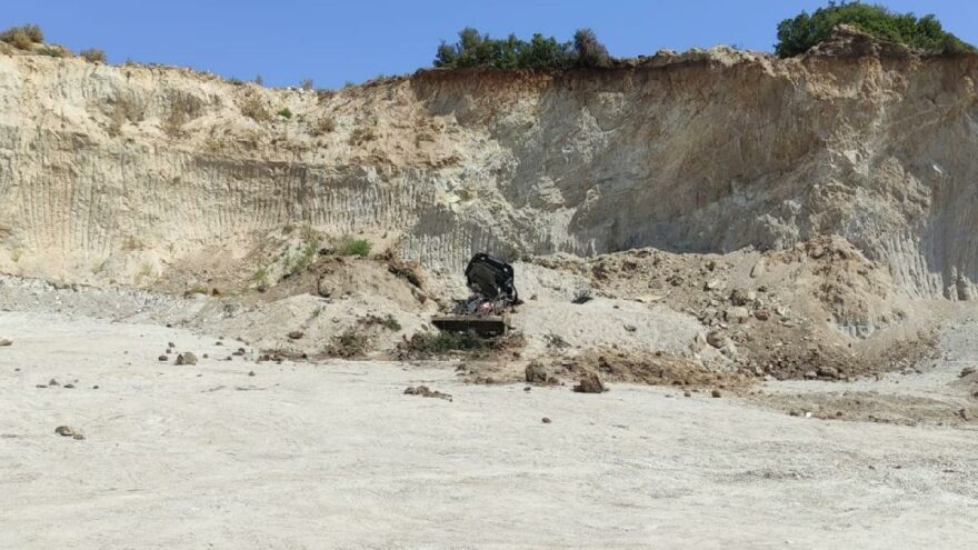 Göçük altında kalan genç hayatını kaybetti