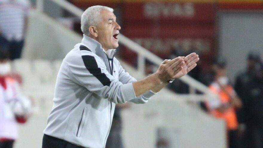 Rıza Çalımbay isyan etti