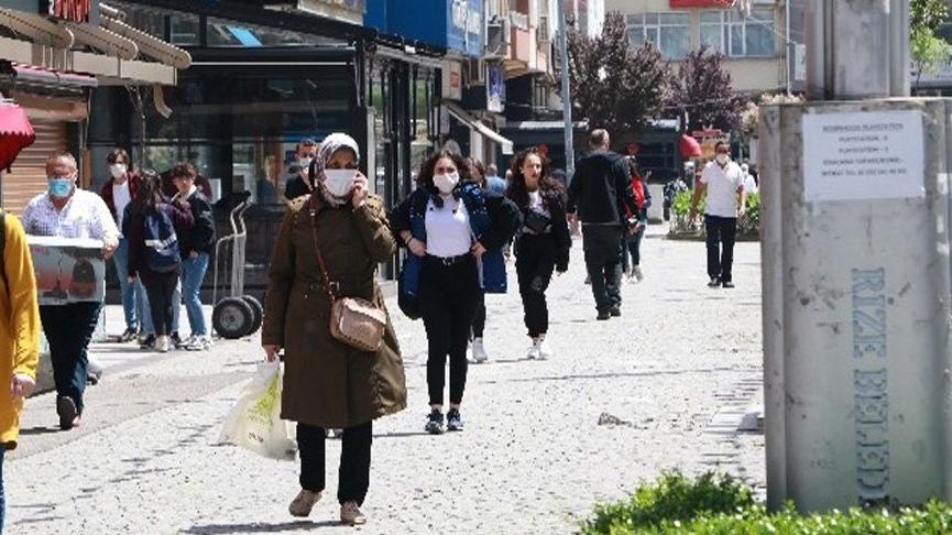 Vaka sayısı en çok artan iller arasında! Kentteki yeni gelişmeyi Bakan Koca duyurdu