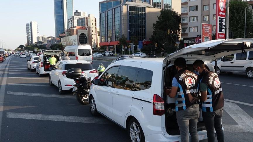 İstanbul’da çakarlı araç denetimi