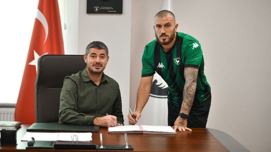 Mustafa Çeçenoğlu Denizlispor’la 2 yıllık imzaladı