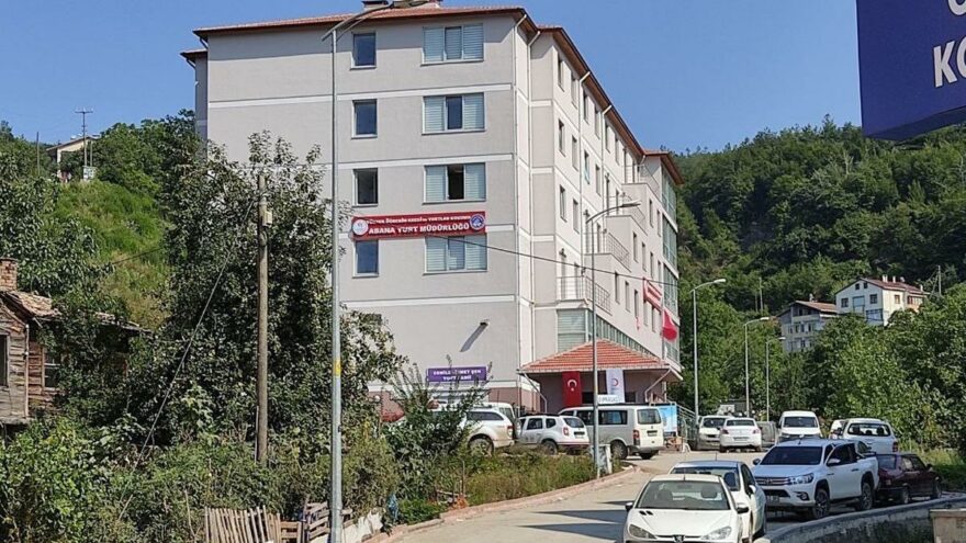 Kendini doktor olarak tanıtıp selzedeleri muayene etti
