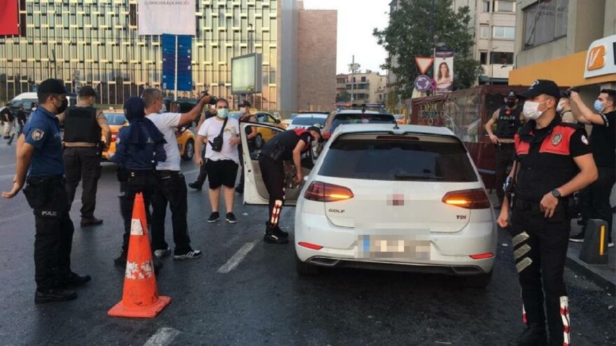 İstanbul’un 39 ilçesinde polis teyakkuza geçti