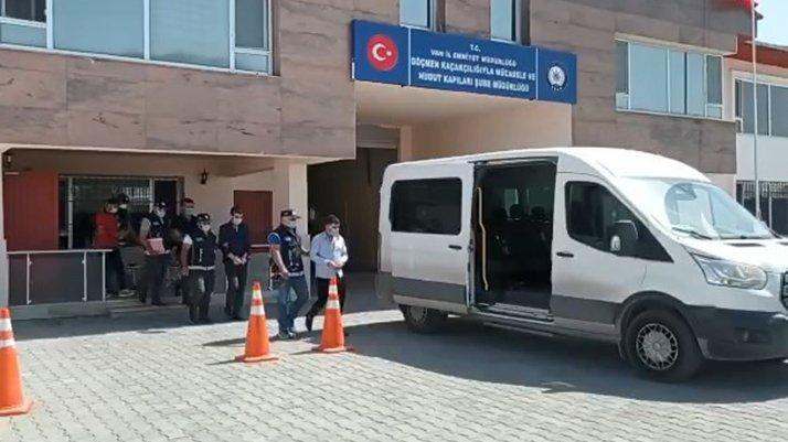 Otelinde kaçak göçmen saklayan otel sahipleri tutuklandı